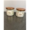 Image 1 : 2 "Life At Home" Vanilla Cashmere Scented 3 Wick Candles
