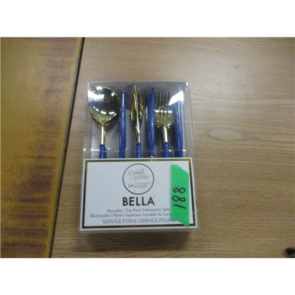 SILVERWARE SET FOR 8