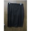Image 1 : ESTATE:  BLACK SKIRT (SIZE 10)