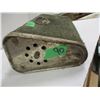 Image 3 : COLLECTABLE:  METAL FOOT WARMER
