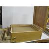 Image 3 : PAINTERS/ARTIST WOODEN BOX