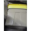 Image 3 : 2 - TOTES (NO LIDS)