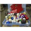 Image 1 : ESTATE:  PLASTIC TOTE C/W CHRISTMAS BALLS