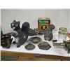Image 1 : FLAT C/W ORNAMENTS, CUPMATE, ETC