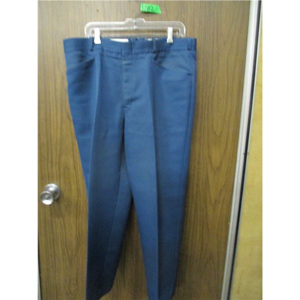 BLUE PANTS (SIZE 38 X 30)