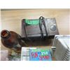 Image 2 : FLAT C/W SECURITY LITE, RADIO, MISC