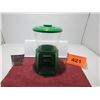 Image 2 : ESTATE/NEW:  GREEN CANDY DISPENSER