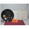 Image 2 : COLLECTOR PLATE "THE MASTER VIOLINIST" BY NORMAN ROCKWELL C/W CERTIFICATE OF AUTHENTICITY