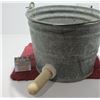 Image 1 : WATERING PAIL, LIGHTER