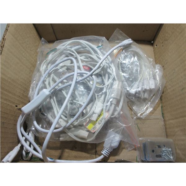 BOX C/W LED LIGHT CONNECTOR CABLES