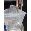 Image 3 : TOTE C/W UTENSILS, FOIL PANS, ETC
