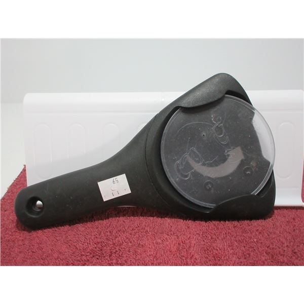 ESTATE:  OXO JAR OPENER