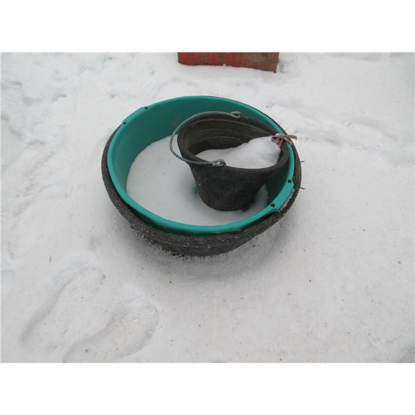 ESTATE:  3 FEED BUCKETS