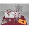 Image 2 : ESTATE:  LIP MOTIF MARTINI SET
