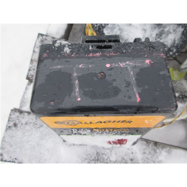 GALLAGHER B75 BATTERY ELECTRIC FENCER & SUPPLIES