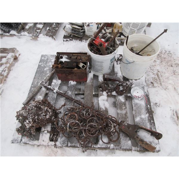 ESTATE:  PALLET C/W POST HOLE AUGER, CHAINS, FITTINGS, SPRINGS, ETC