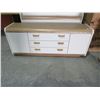 Image 3 : DRESSER & QUEEN SIZE HEADBOARD