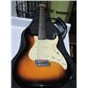 Image 1 : SIGNATURE SERIES ELECTRIC GUITAR & CASE