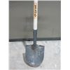 Image 2 : GARANT LONG HANDLE ROUND SHOVEL