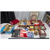 Image 1 : Large Christmas décor bundle - Boxes, bags, tree ornaments, snow globe, etc.