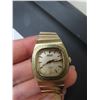 Image 2 : 502 VINTAGE LADIES SEIKO 17 J AUTO DAY/DATE @3, RUNS