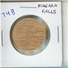 Image 1 : Niagara Falls Wooden Nickel. Canada’s Year-Round Vacationland. BU.