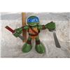 Image 1 : Ninja Turtle   Arms move when back lever is squeezed