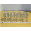 Image 2 : 4 Clear glass insulators