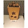 Image 3 : LOT OF 6 VINTAGE SEWING MACHINE SPOOLS IN DECROTIVE BOX