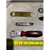 Image 2 : Lot of different bottle openers.