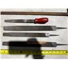 Image 3 : Round Smooth File and Hand Saw.