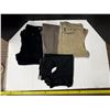 Image 1 : Lot of 4 Jeans.