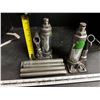 Image 1 : 2 Hydraulic Jacks.