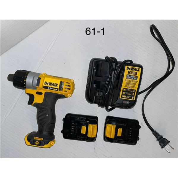 Dewalt cordless screwdriver - lithium ion charger - 2x 12V lithium ion batteries