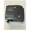 Image 2 : square D - 15 amp 2-pole circuit breaker - 6" total