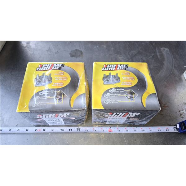 Pair of new wheel hub bearings - HB613277