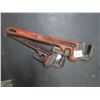 Image 3 : 2 rigid pipe wrenches