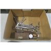 Image 3 : box of assorted tools