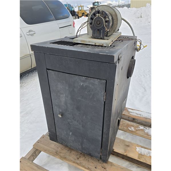 Kozy brick lined wood stove, w/ fan