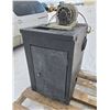 Image 1 : Kozy brick lined wood stove, w/ fan