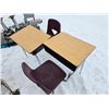 Image 2 : 2 School desks