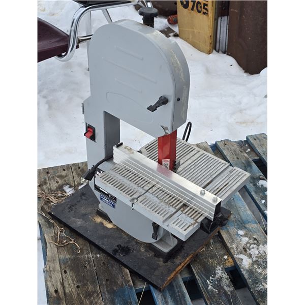 7 1/2" Bandsaw 1.3HP 120V - excellent shape