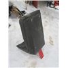 Image 5 : versatile swather seat-good condition