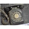 Image 3 : 4 Vintage rotary telephones