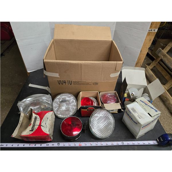 Assorted light bulbs