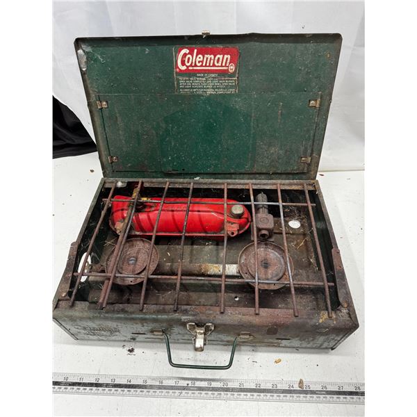 Vintage Coleman Camp stove (Model 421).