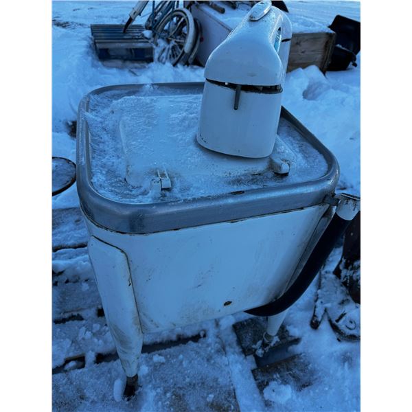Maytag Washing Machine (Untested)