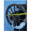 Image 2 : Wooden Wagon Wheel 40"x3ft