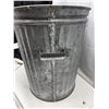 Image 4 : Great West Galvanized Bin with Lid.