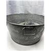 Image 3 : Vintage Galvanized Tub.